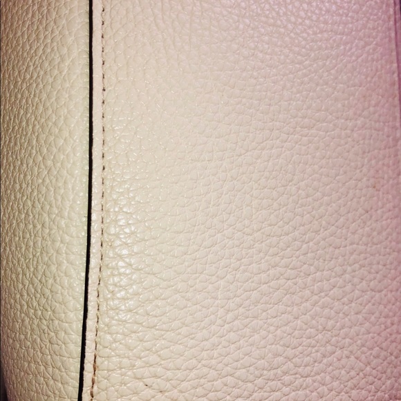 Handbag - Picture 7 of 8